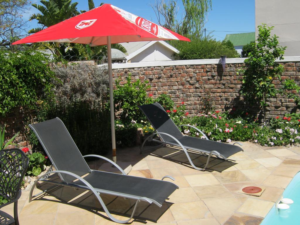 Ladismith Manor Hotel Exterior foto