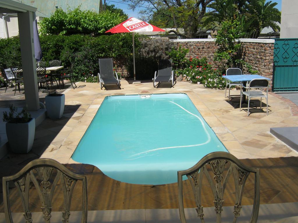 Ladismith Manor Hotel Exterior foto