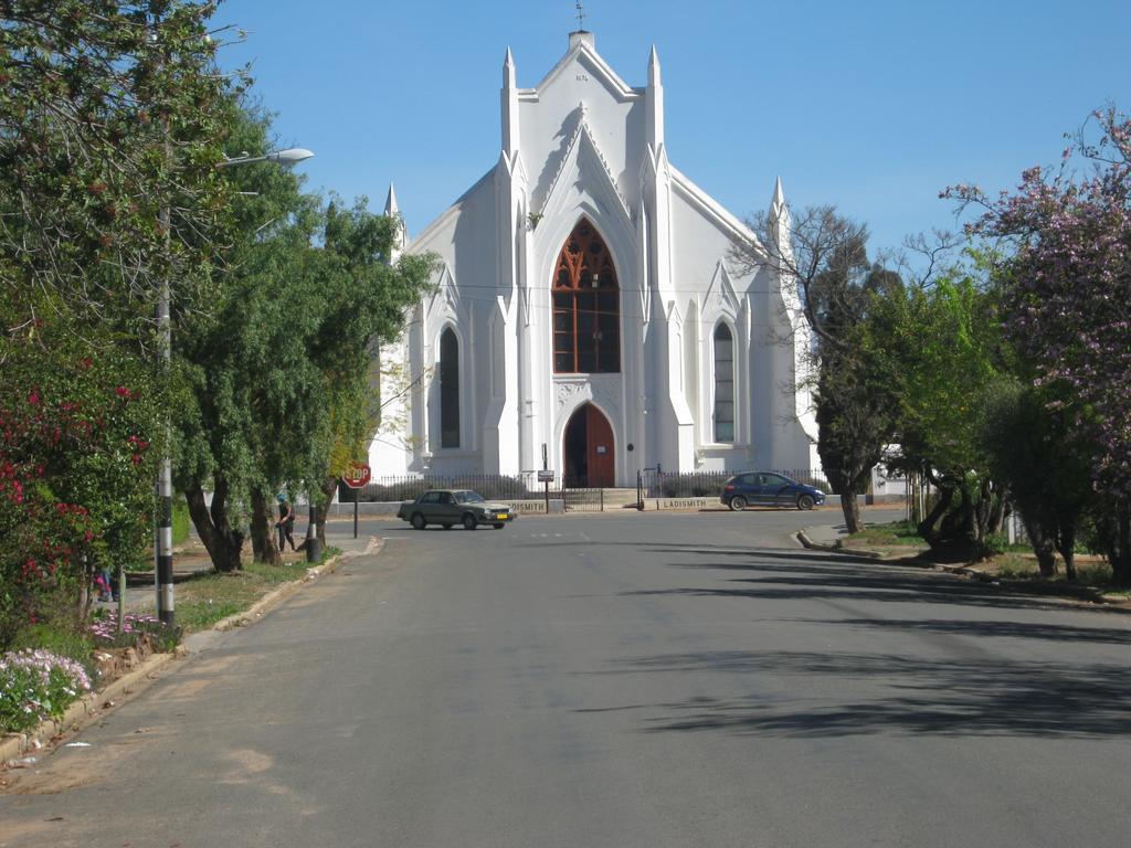 Ladismith Manor Hotel Exterior foto