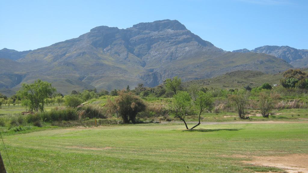 Ladismith Manor Hotel Exterior foto